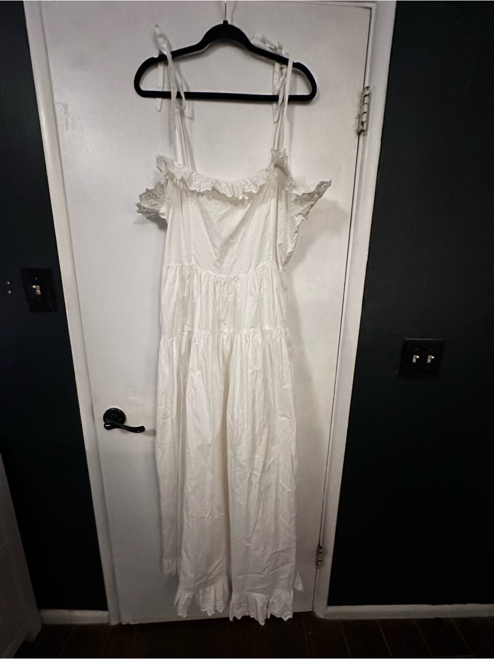 Doen White Eyelet Cotton Dress with Ruffle Trim